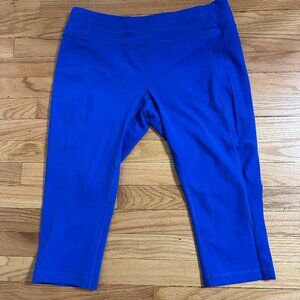 Lucy Powermax Capri Leggings in Blue - Size XL